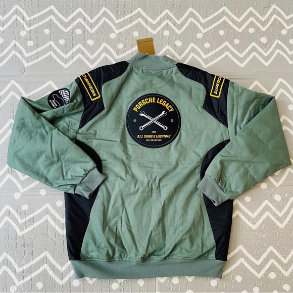 Puma Porsche special edition racing  F1 embroidered jacket medium - Picture 14 of 16